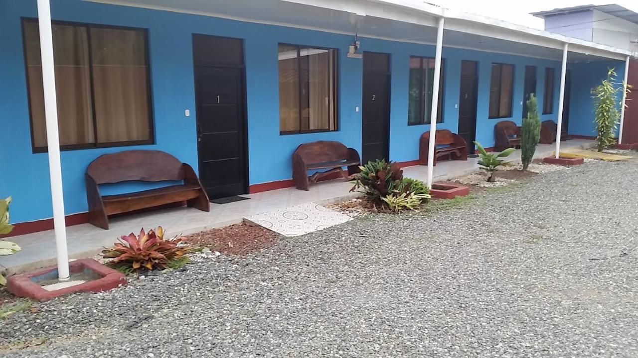 Cabinas Hukats Secret Jungle Puerto Viejo de Talamanca エクステリア 写真