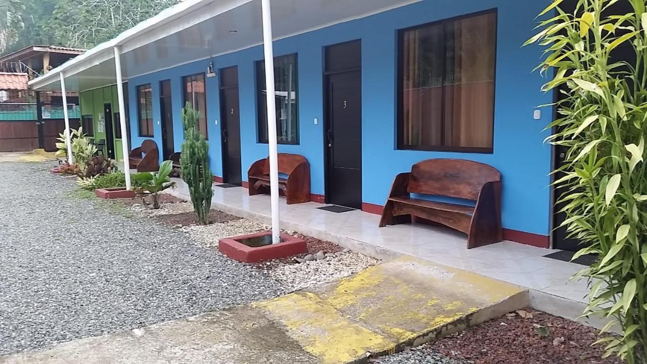 Cabinas Hukats Secret Jungle Puerto Viejo de Talamanca エクステリア 写真