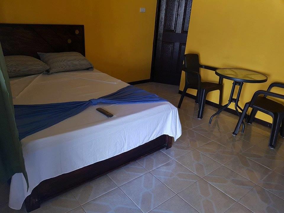 Cabinas Hukats Secret Jungle Puerto Viejo de Talamanca エクステリア 写真